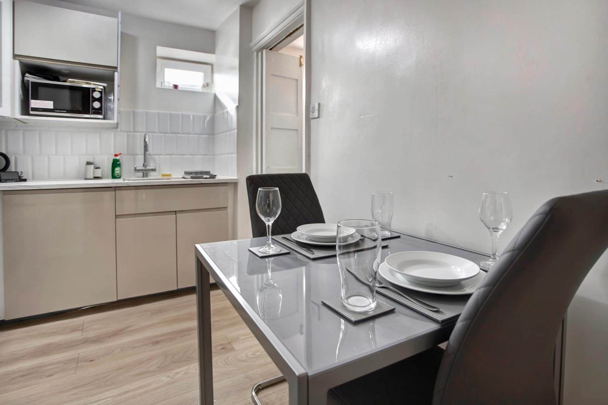 Cozy 1-bed Close To Lcy & Excel Londres